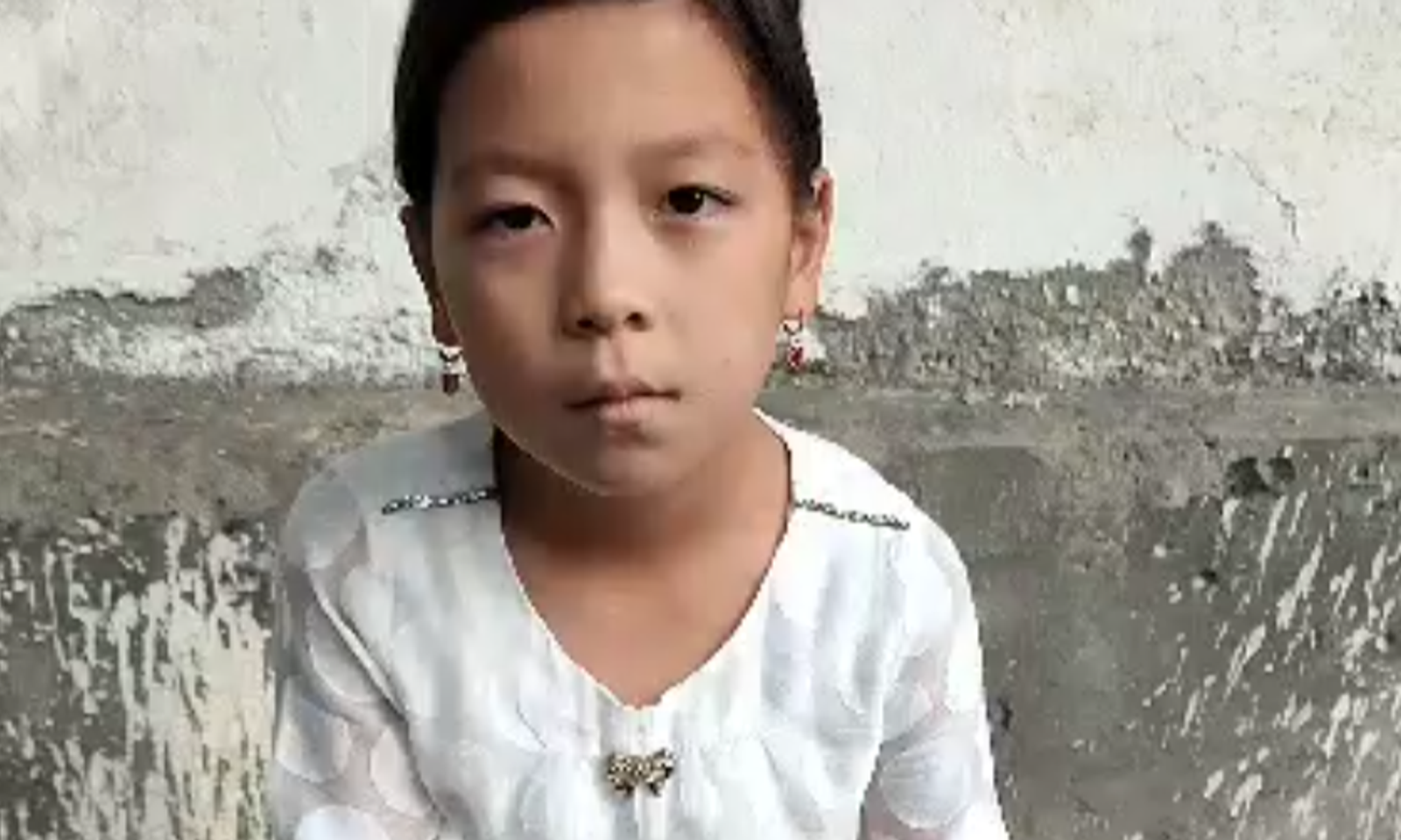 «Апама жардам кылууга концерт уюштургум келет». Келип бериңиздерчи