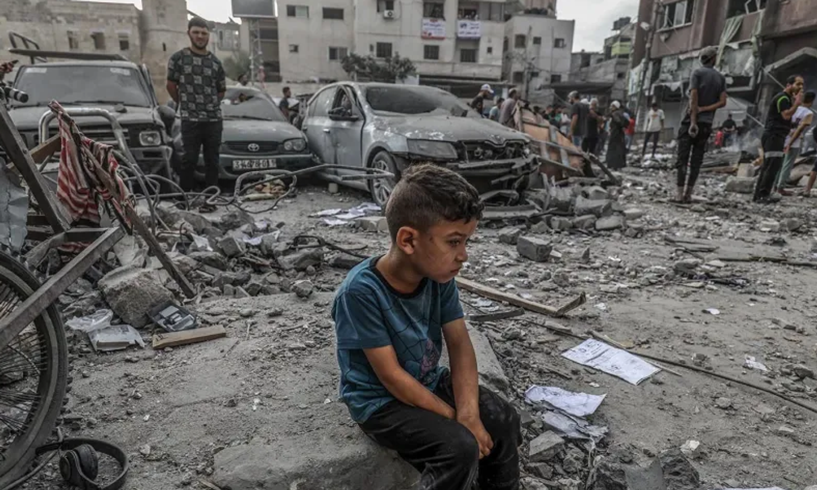 Газадагы аба соккуларынан Казакстандын жараны менен анын кызы каза болду