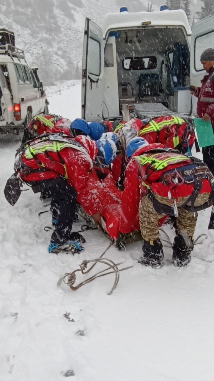 Ала-Арча капчыгайында куткаруучулар кезектеги жардамын көрсөтүштү