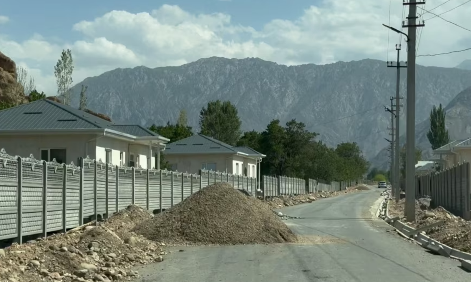 “Баткенге жардам” атайын эсебинен 327 млн сомдой каражат сарпталды