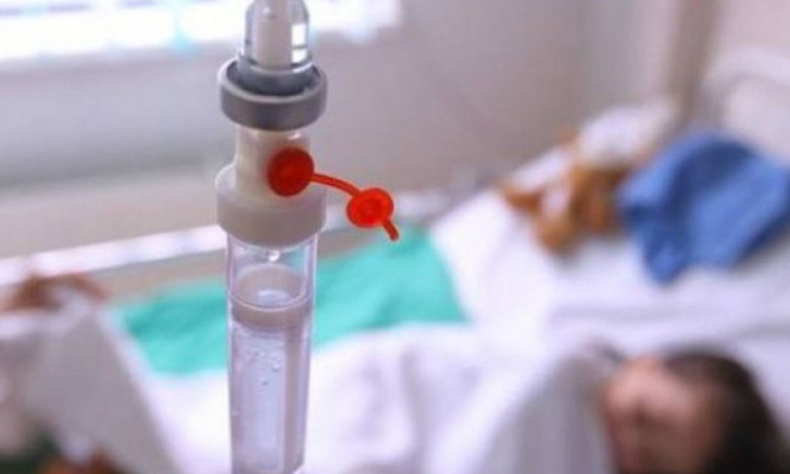 Бейшеналиев сасык тумоо менен ооруган балдар үчүн кошумча 103 орун даярдоону тапшырды