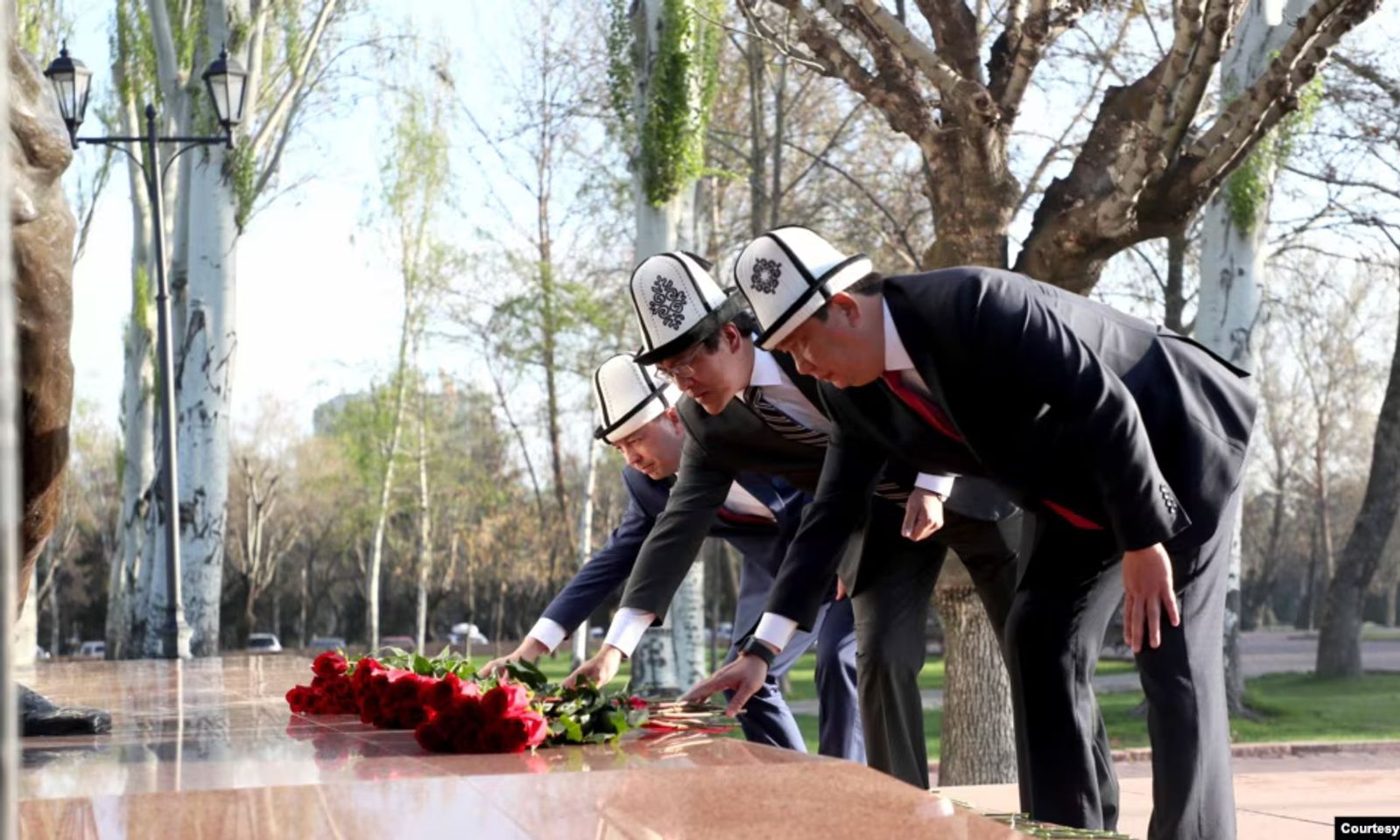 Бишкекте 2010-жылдагы апрель окуясы белгиленди