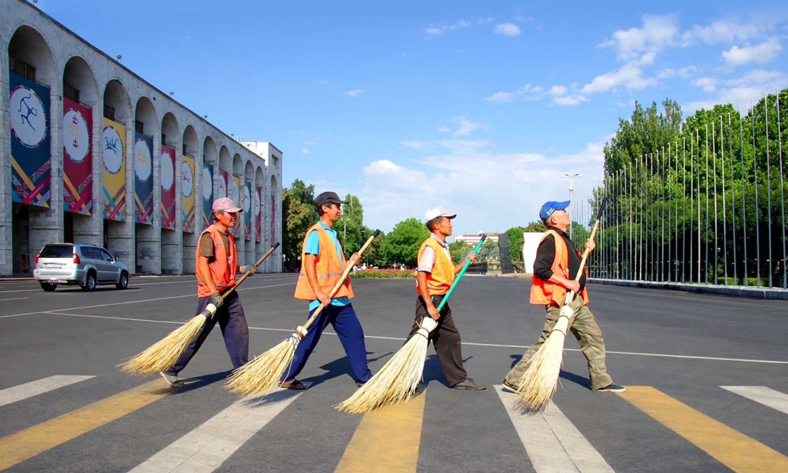«Тазалык» ыктыярчыларды чакырат!