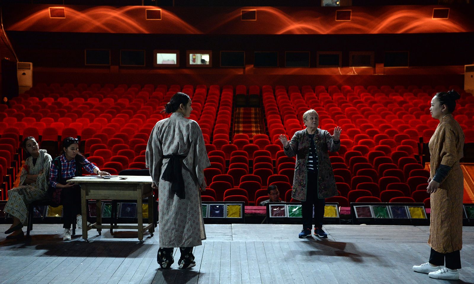 Эми Россияда чыгармачылык жаатында окуп жаткан кыргызстандык студенттерге стипендия төлөнөт