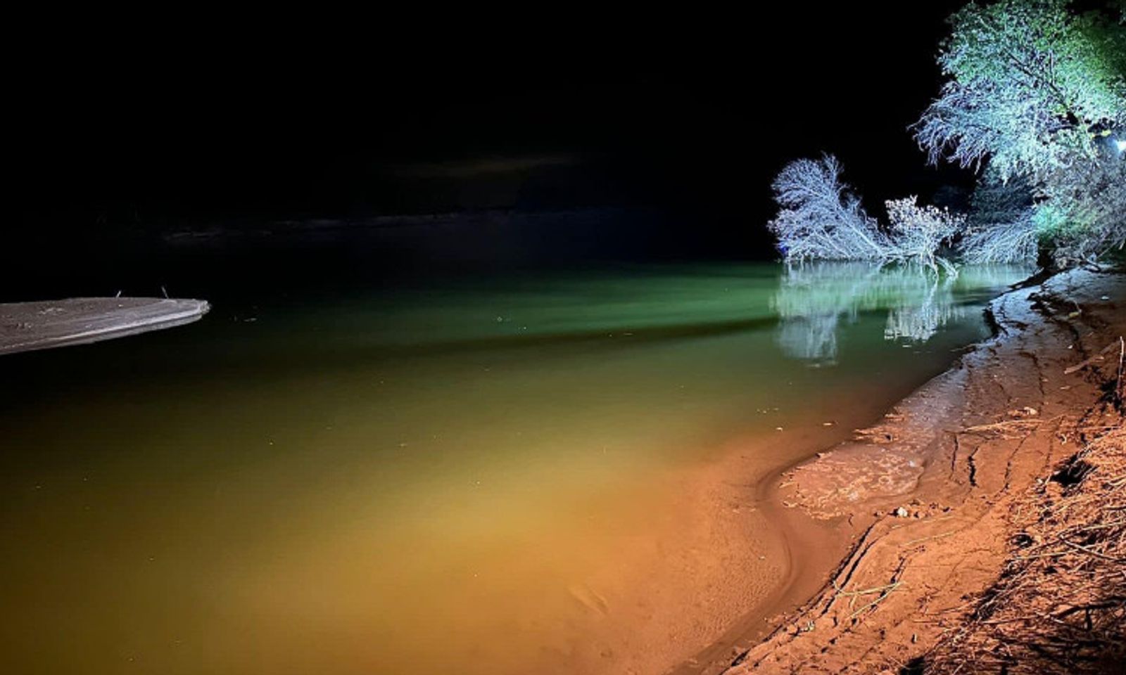 Казакстанда бир учурда 11 адам сууга чөгүп каза болду