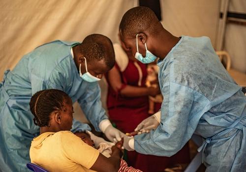 Конгодо белгисиз оору эки күндө 50дөй адамдын өмүрүн алды