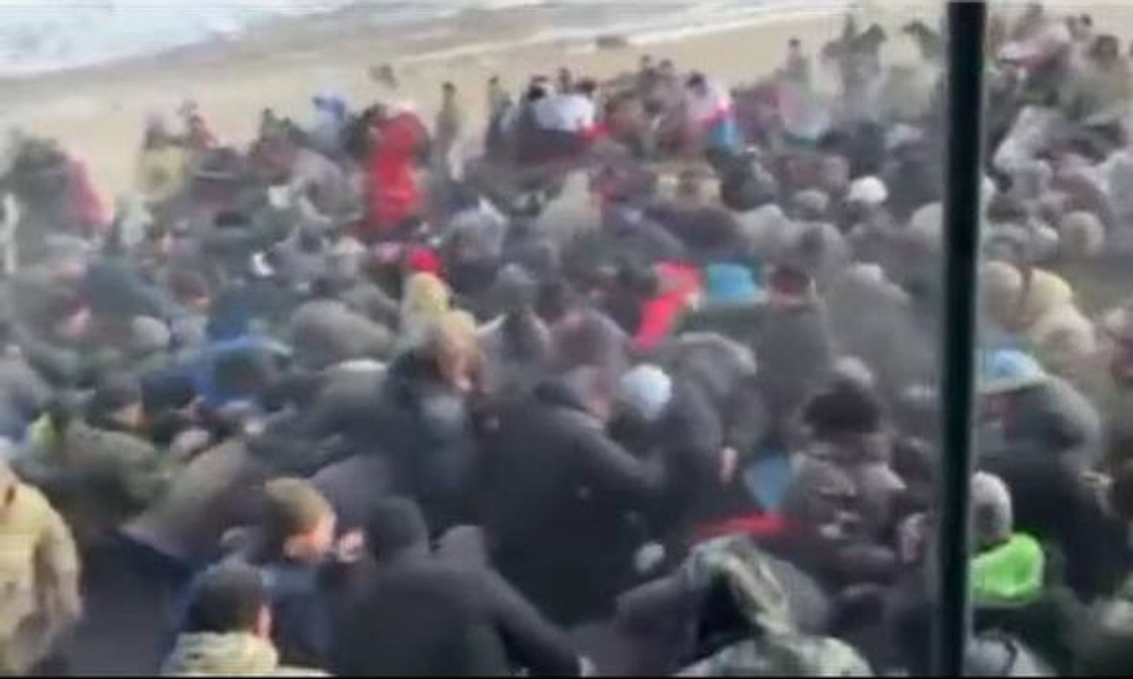 Чачылган акчаны талашкандар талкууда