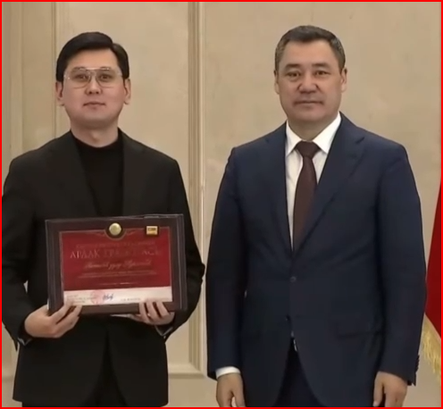 Ырчы Нурлан Насип Кыргыз Республикасынын Ардак грамотасы менен сыйланды