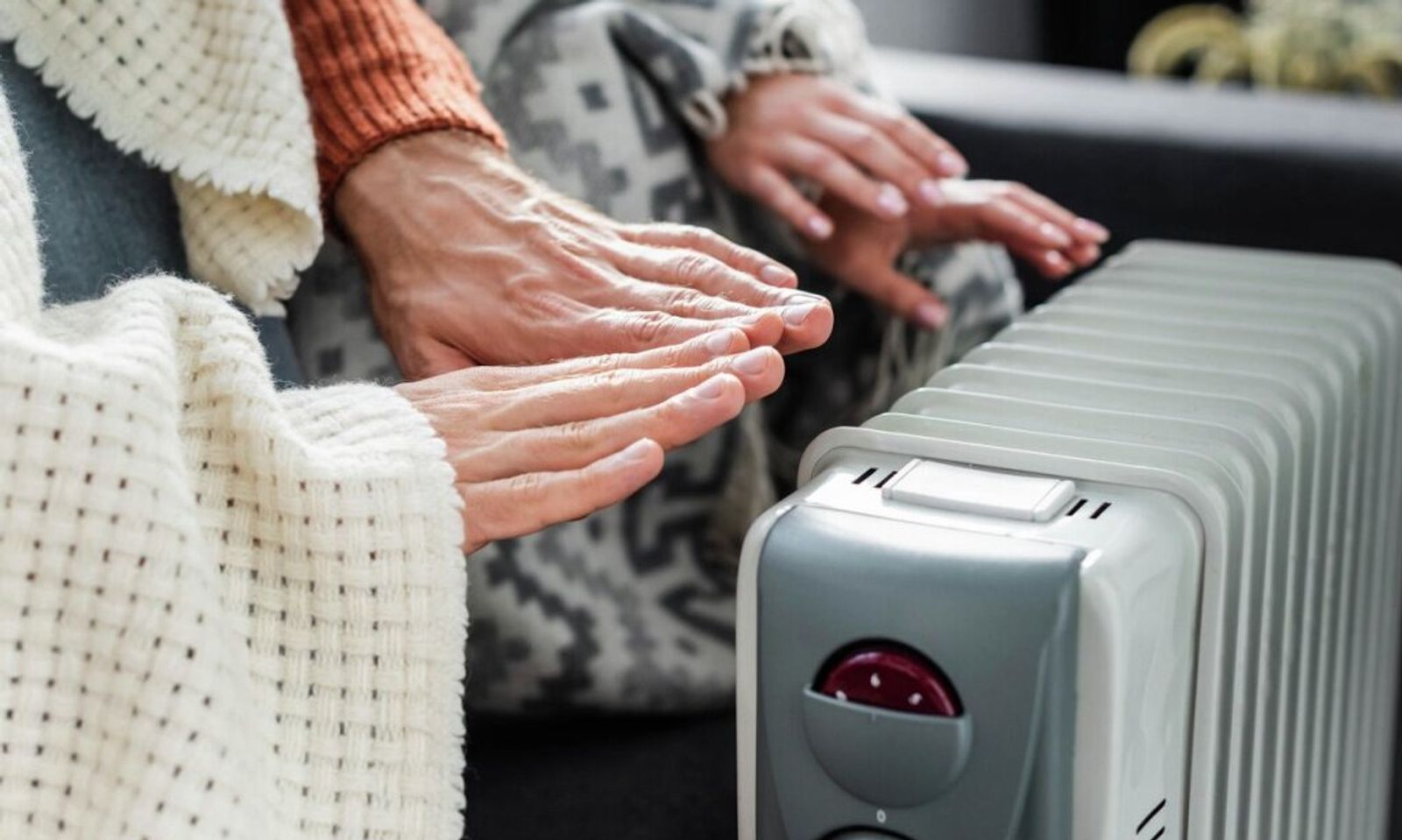 Кышында үйдү электр энергиясы менен жылытууга тыюу салынабы? Жооп