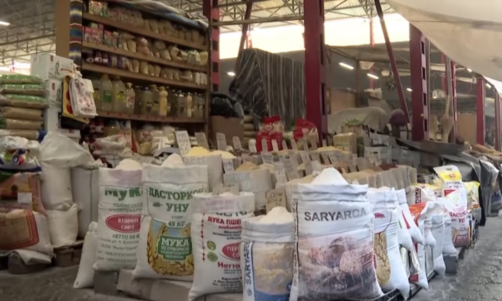 Кыргыз-казак өкмөттөрү данды үзгүлтүксүз жеткирүүнү макулдашты