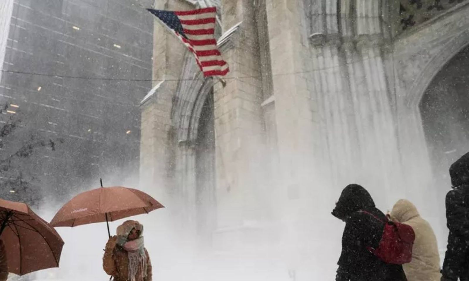 АКШда кар бороонун кесепетинен каза болгондордун саны 73кө жетти