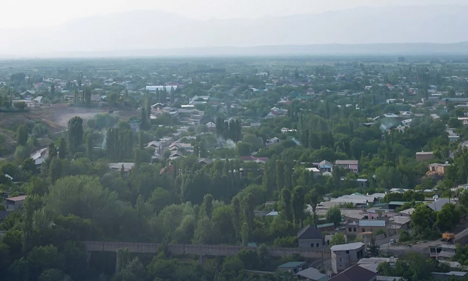 Эми Баткенди өнүктүрүүгө жыл сайын 1,5 млрд. сом бөлүнөт. ЖК мыйзам кабыл алды