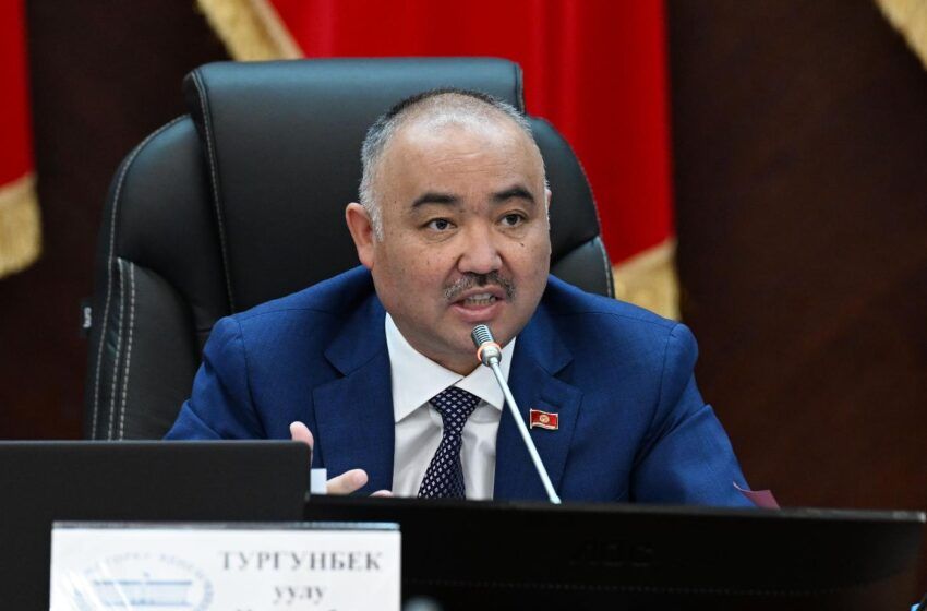 Нурланбек Тургунбек уулу: Маматалиев өзү эле бир нерселерди айтып жатат.