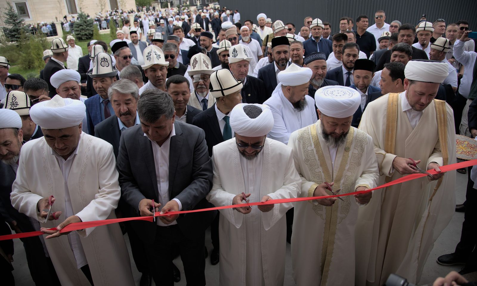Сүрөт-Бишкекте Муфтияттын жаңы кеңсеси ачылды