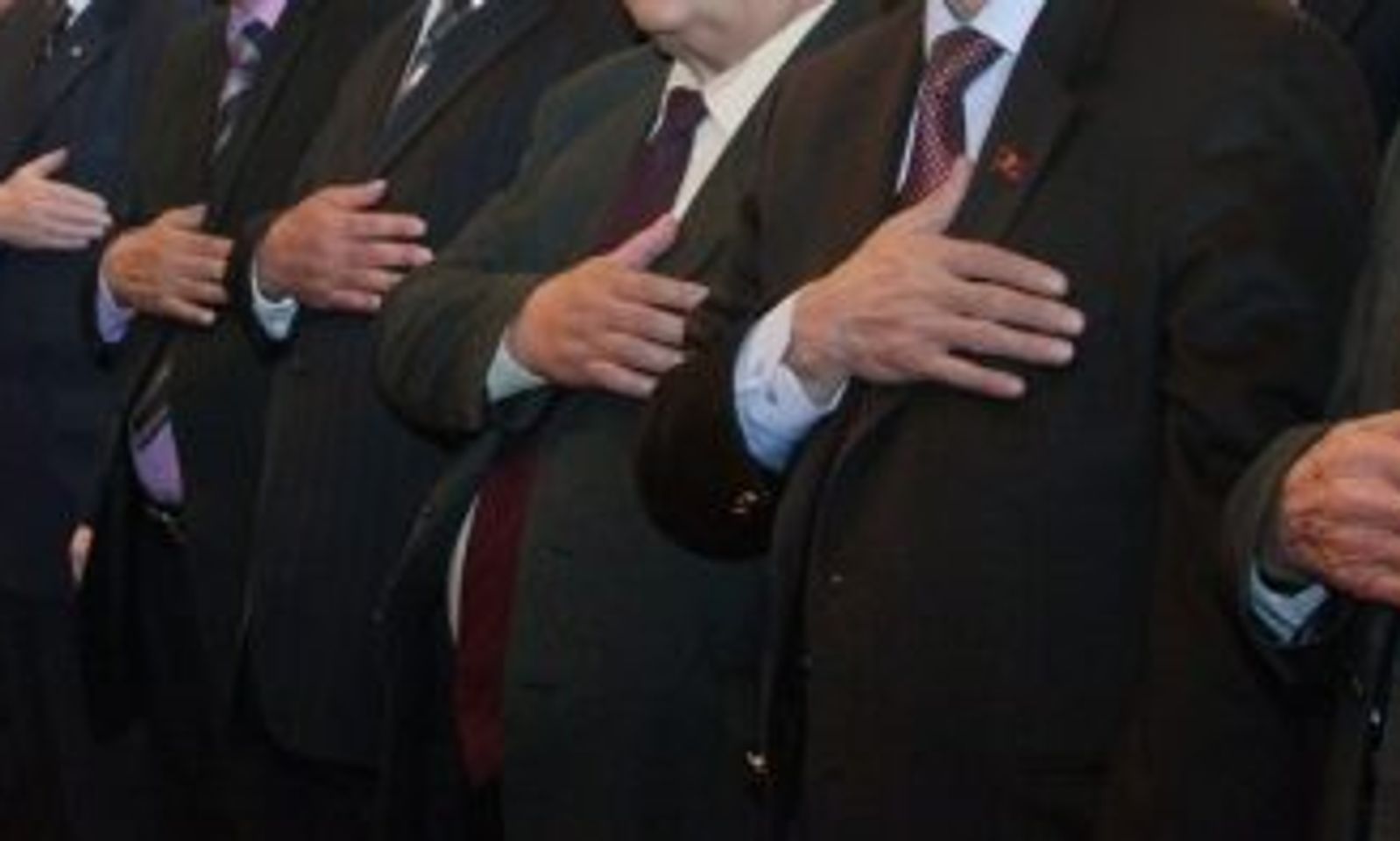 Гимндин жаңы текстинин 5 варианты тандалып, эми музыкасына сынак жарыяланды