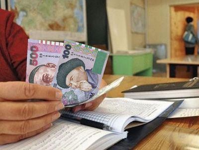 Бишкектеги №24 мектепте ата-энелерден 1,1 млн сом мыйзамсыз чогултулган