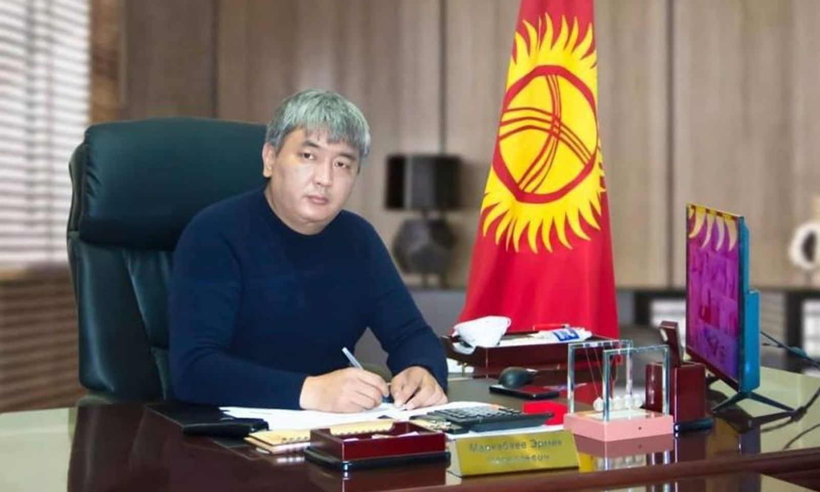 Кыргызстандык бизнесменди Алмата шаарынан белгисиз адамдар алып кетишкен