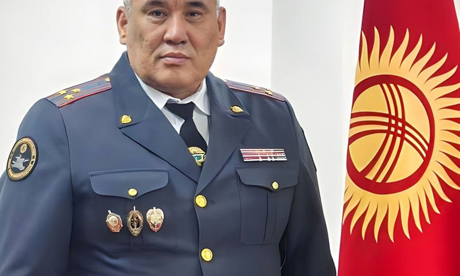 ИИМдин КИИББдин башчысы Оролбек Акпаровдун кылмыш иликтөө кызматкерлерин кесиптик майрамы менен куттуктады