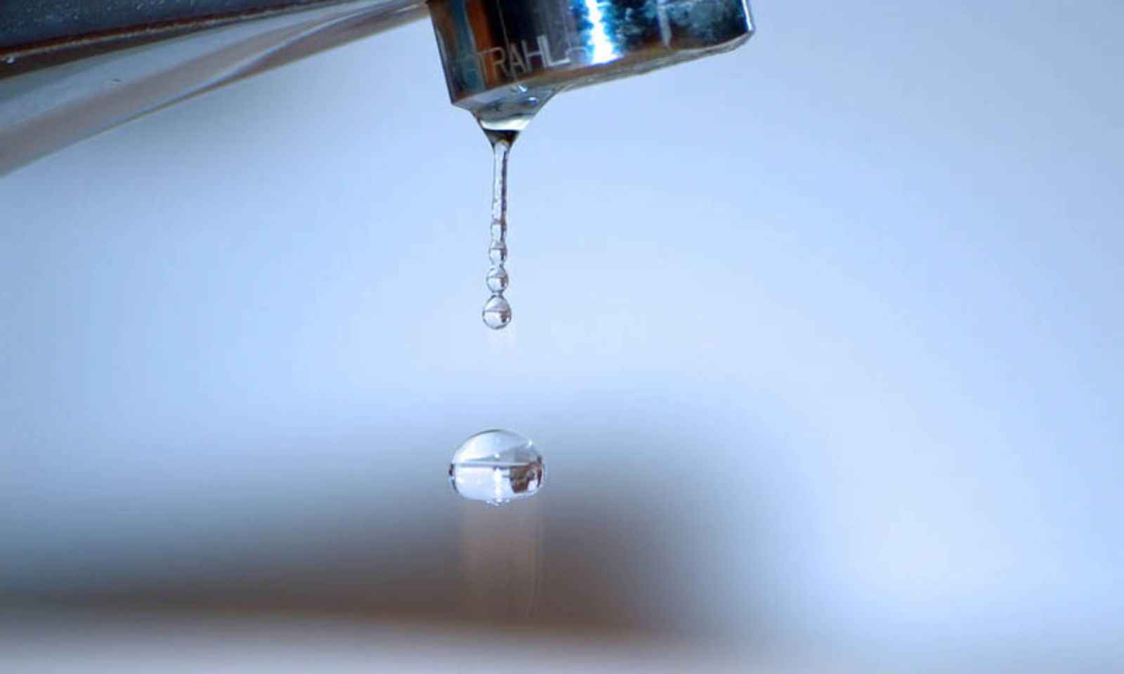 Суу тартыштыгы. «Бишкек суу канал» ишканасынын жетекчисине жана Ленин районунун акимине сөгүш жарыляланды