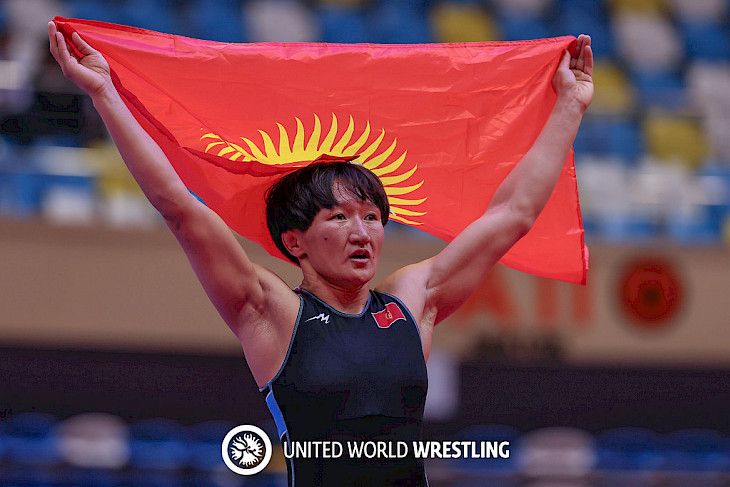 Айсулуу Тыныбекова UWW версиясы боюнча дүйнөнүн мыкты балбаны аталды