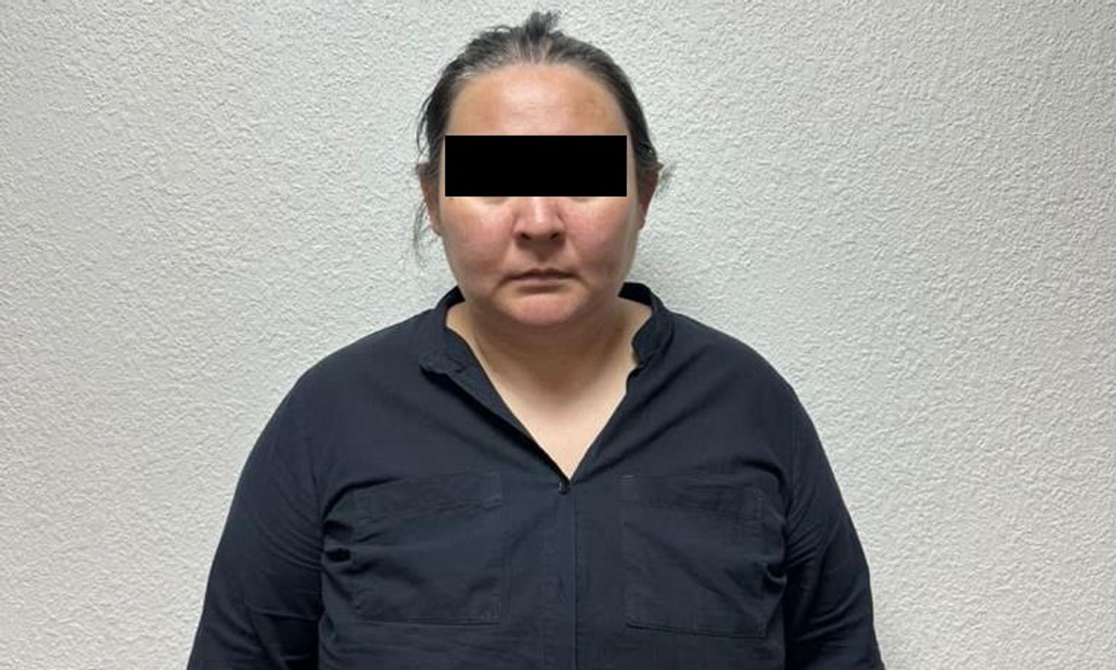 Бишкекте Свердлов районунун билим берүү борборунун бухгалтери кармалды