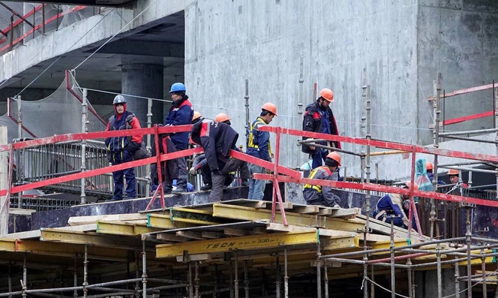 Орусияда мигранттардын саны 10 пайызга азайды