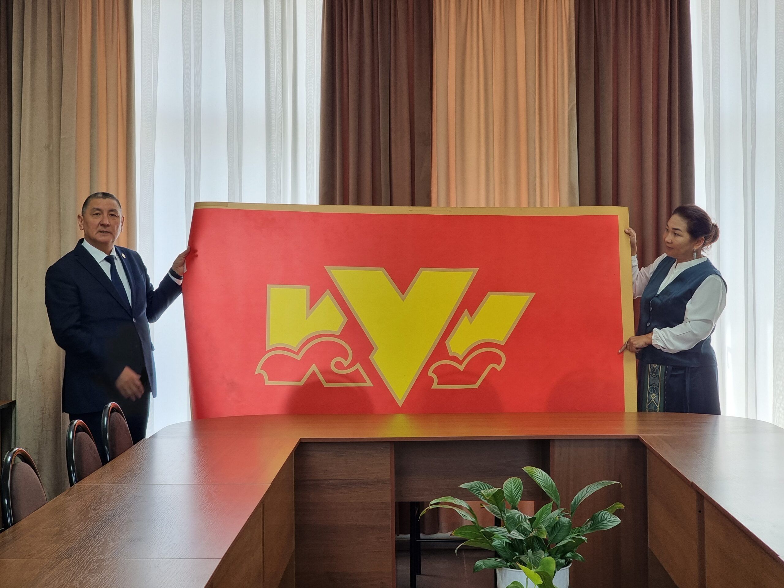 Ошто КУУнун 100 жылдыгына жана Алыкул Осмоновдун 110 жылдыгына арналган студенттик олимпиада старт алды