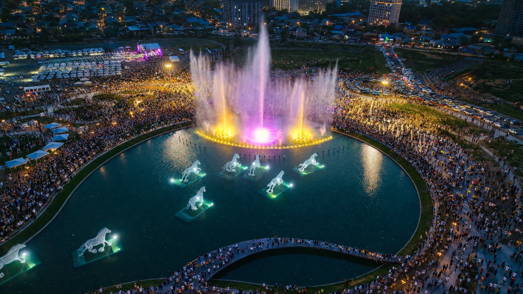 Кыргызстандагы эң ири музыкалык фонтандар шоусун көрүү үчүн Royal Central Parkка 30 000ден ашуун адам чогулду 