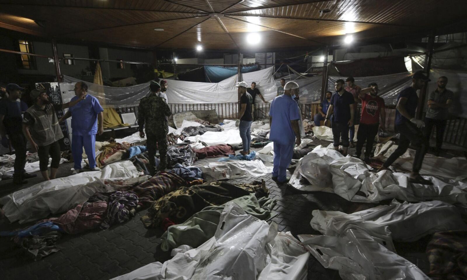 Газа: ооруканага урулган соккудан жүздөгөн киши мерт болгону кабарланууда