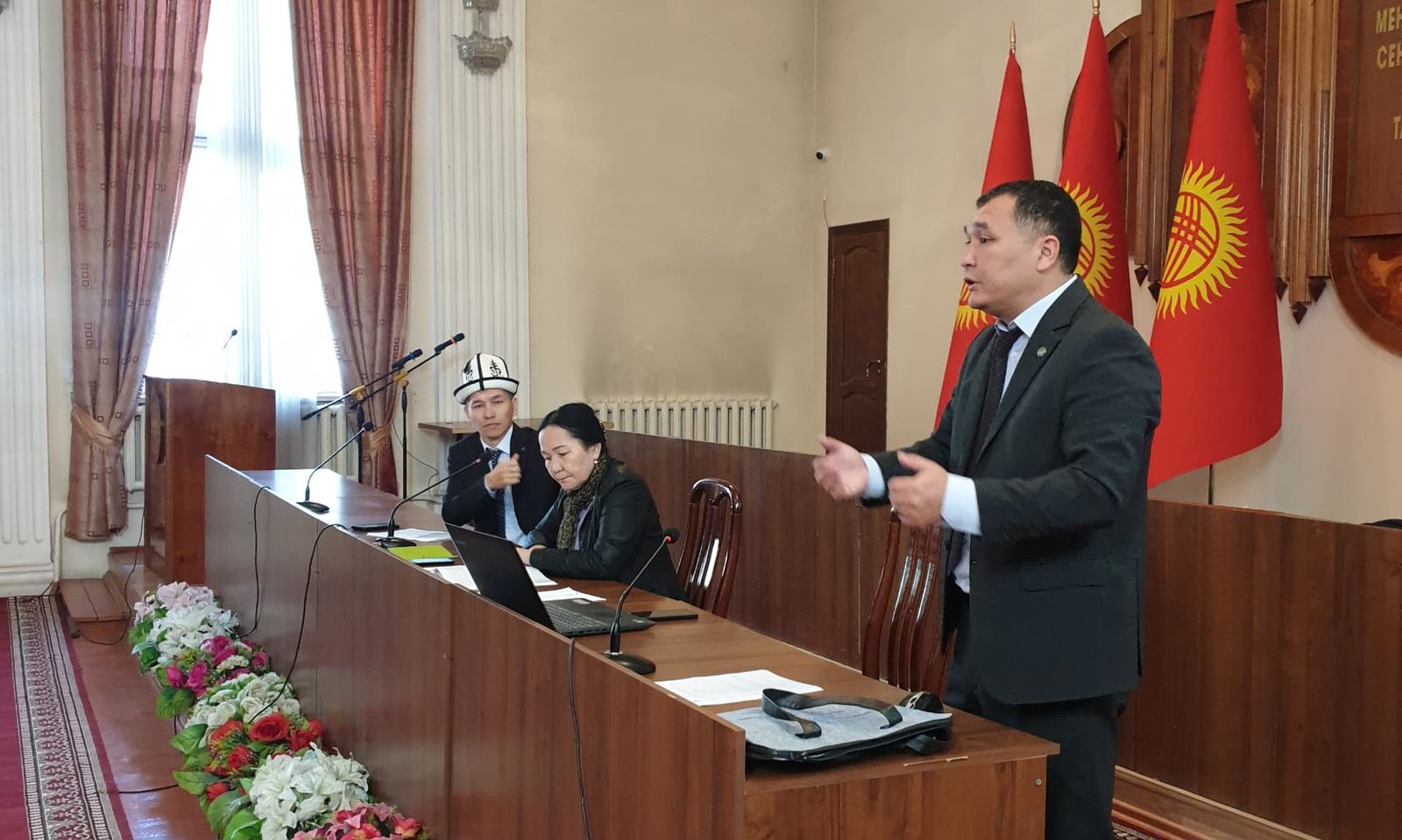 Ички иштер министрлиги өлкө аймагында экстремизмди алдын алуу боюнча жолугушууларды өткөрүп жатат