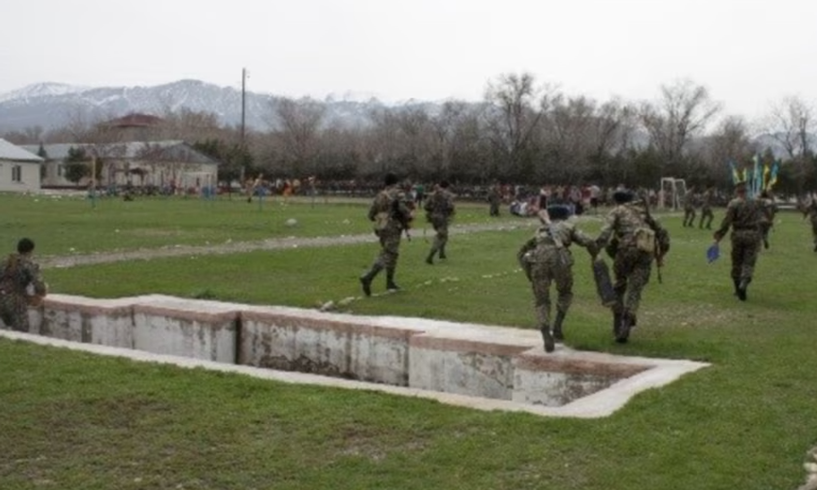 КазакстанУлуттук гвардиясынын аскердик бөлүгүндө башына ок жеген жоокердин сөөгү табылды