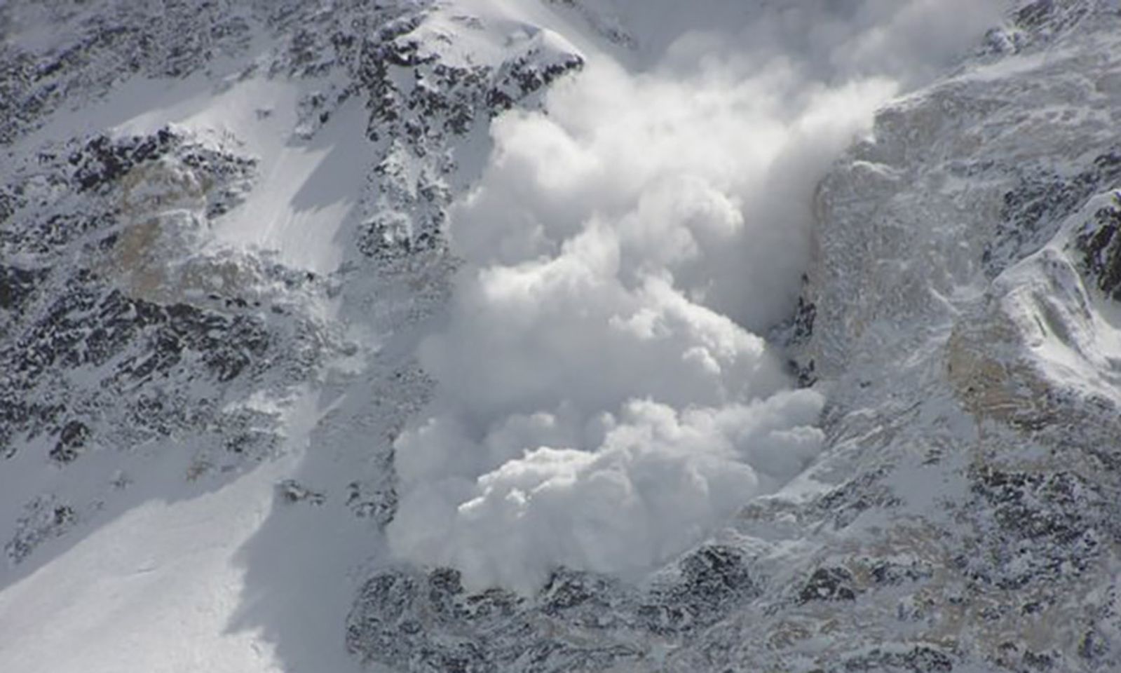 Тоолуу аймактарда кар көчкү түшүүсү күтүлөт