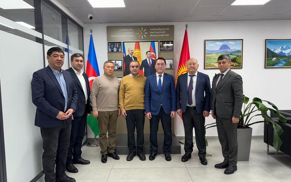 Кыргызстан менен Азербайжан агрардык тармакта инвестициялык өнөктөштүктү күчөтүүдө