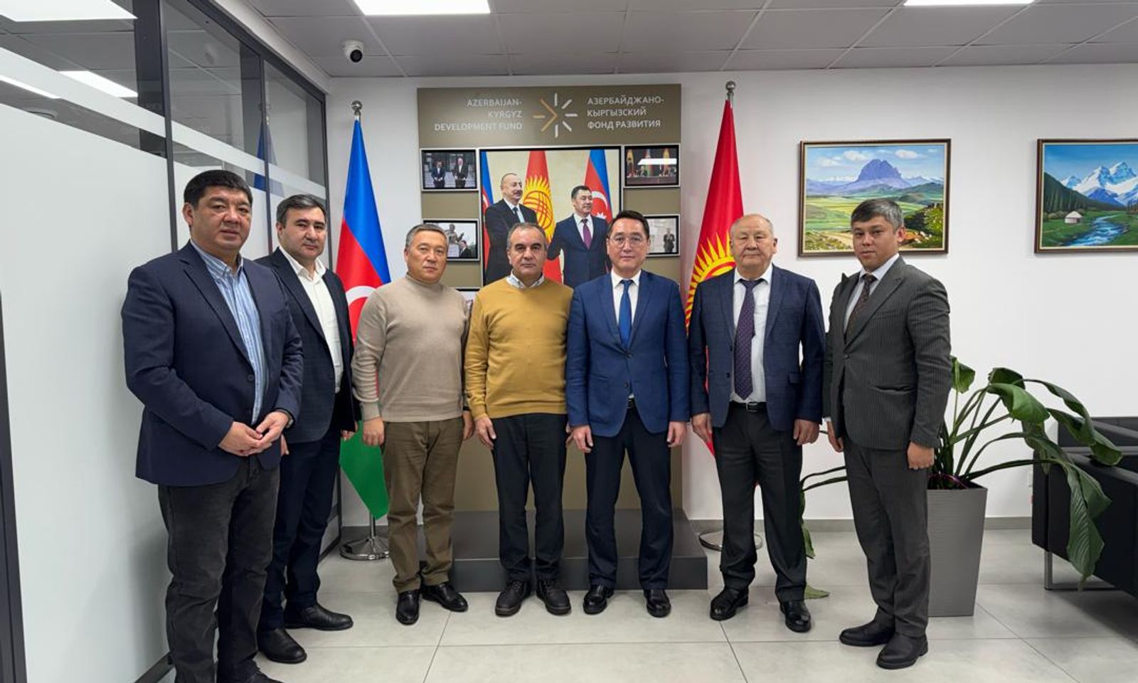 Кыргызстан менен Азербайжан агрардык тармакта инвестициялык өнөктөштүктү күчөтүүдө