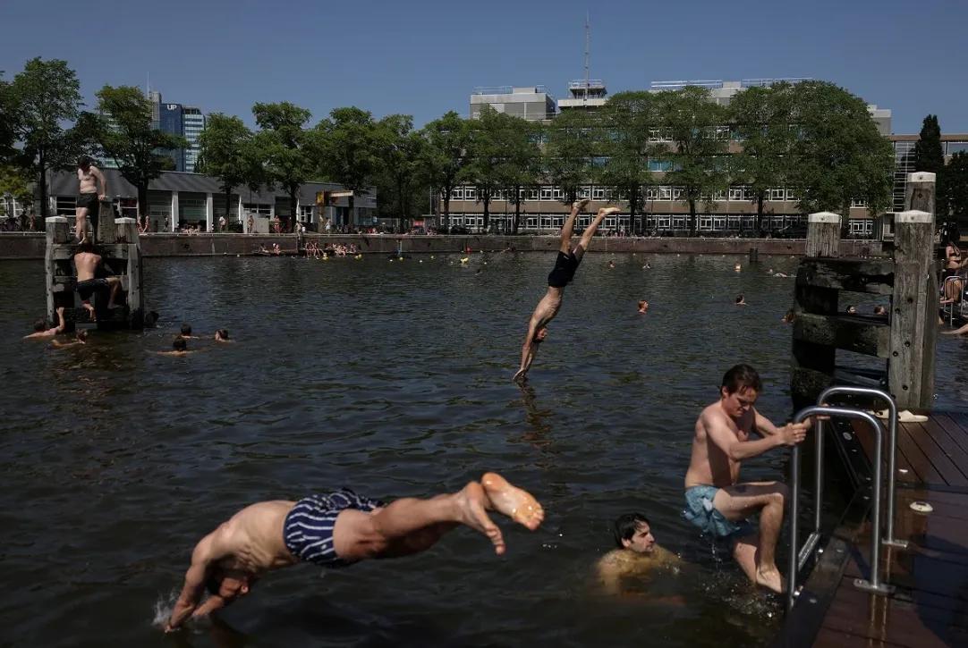 Европадагы аптаптуу ысык энергетика менен транспортко таасирин тийгизди