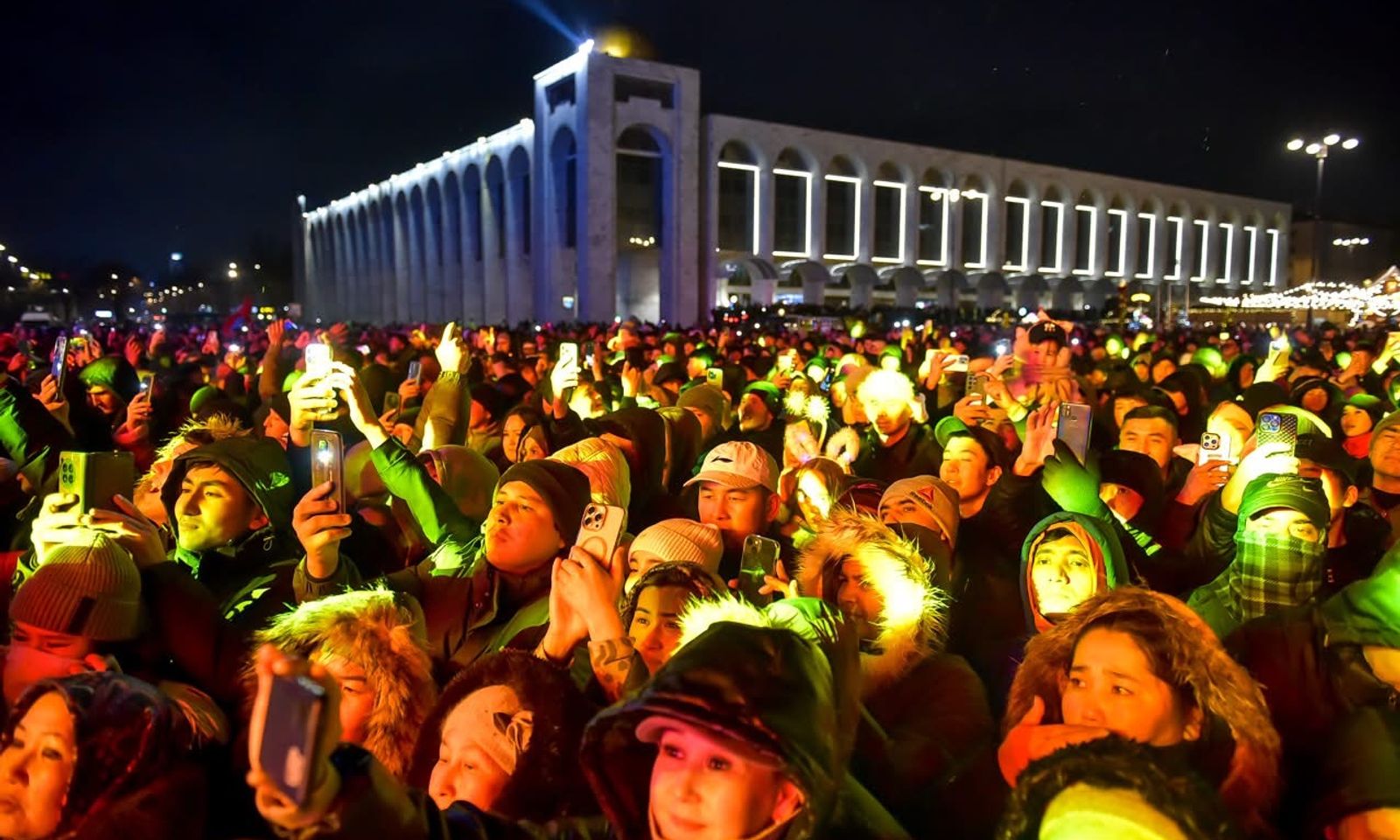 Жаңы жылдын алгачкы түнү тынч өтүп, олуттуу окуялар катталган жок