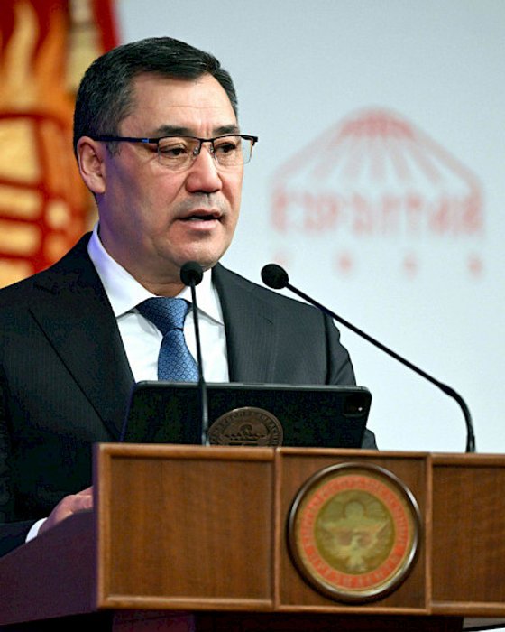 Садыр Жапаров делегаттарды бийликти мактабоого чакырды