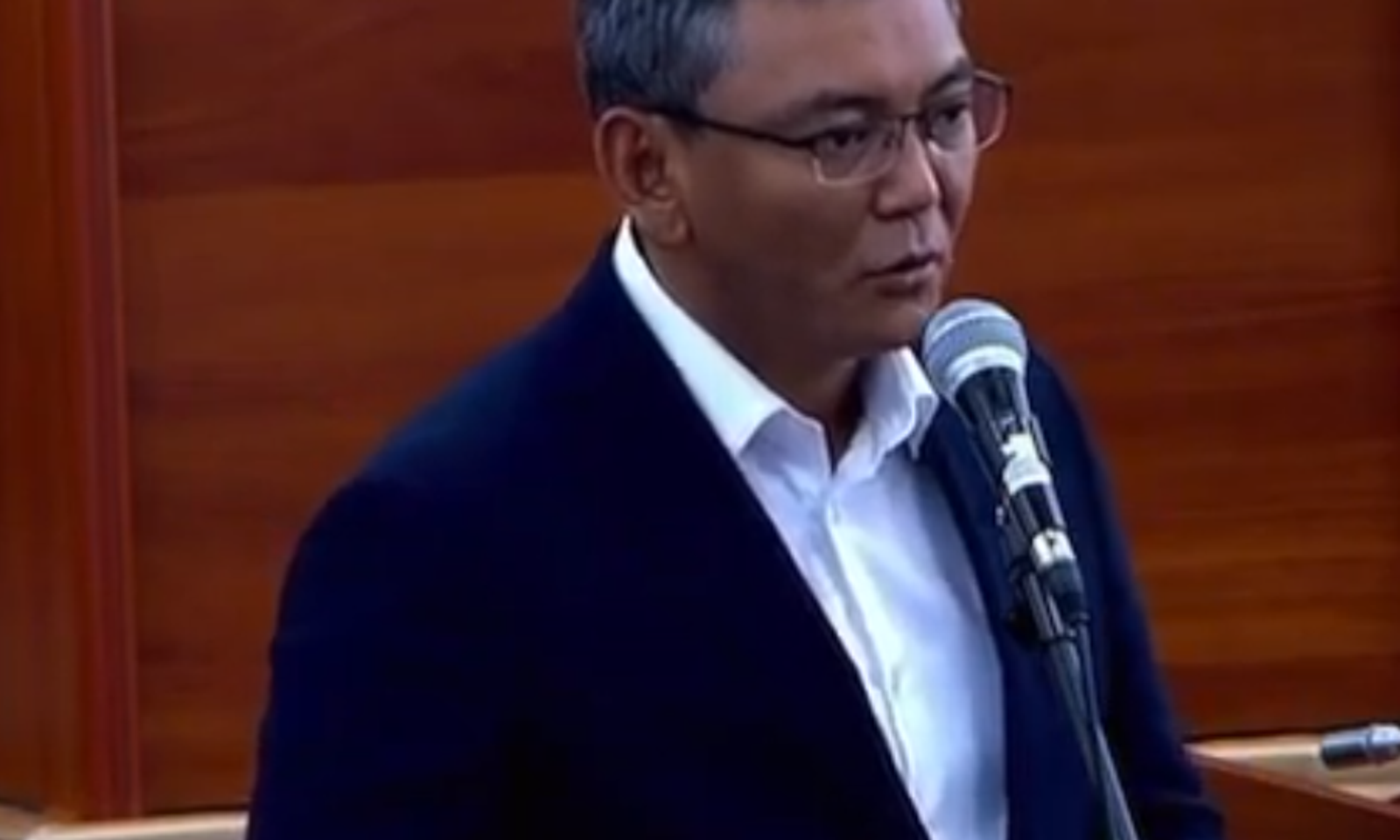 Самыйкожо: Же блогер бололу, же депутат бололу