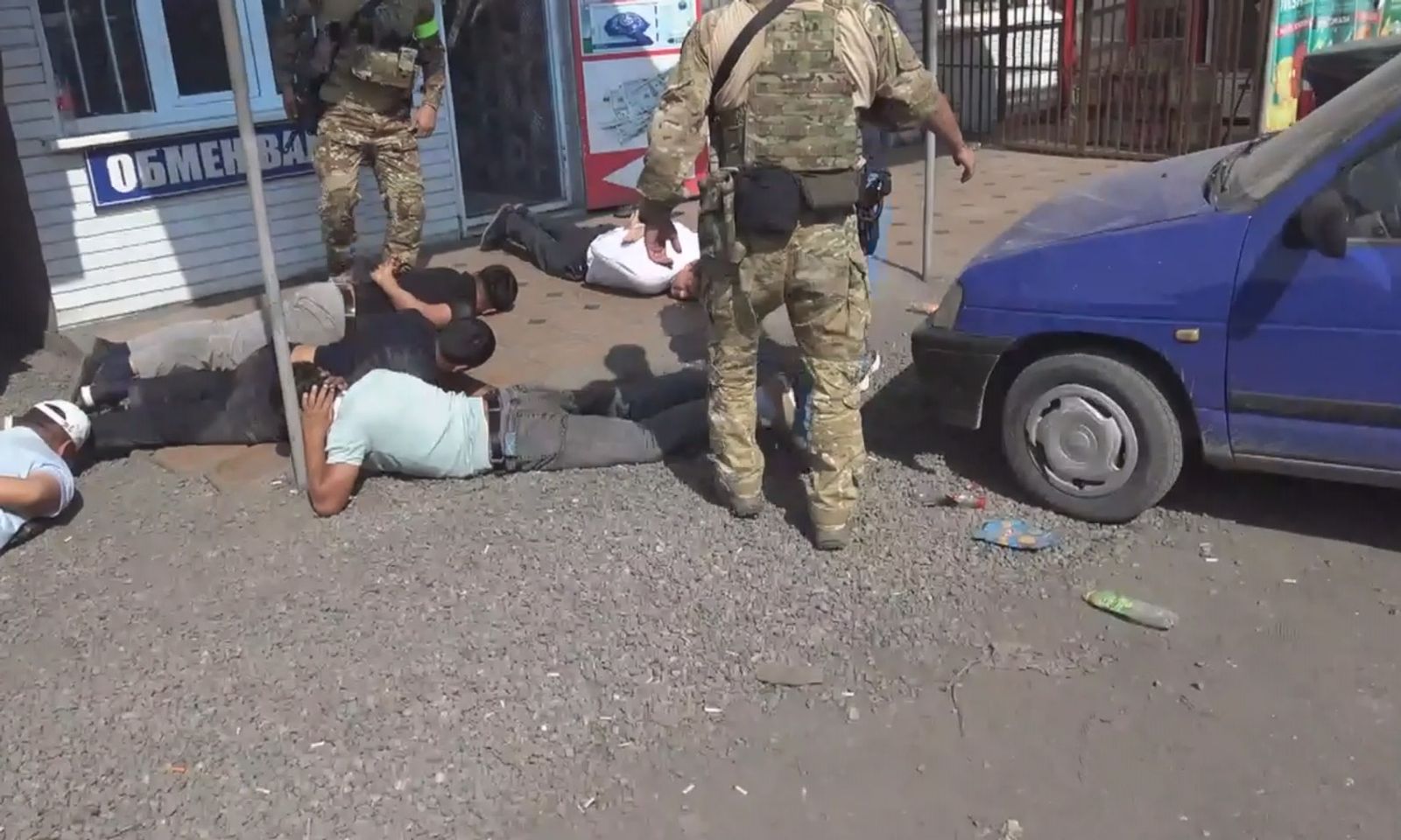 Баасы арзандатылган көмүрдү коңшу өлкөлөргө экспорттоого тиешеси бар адамдар кармалды