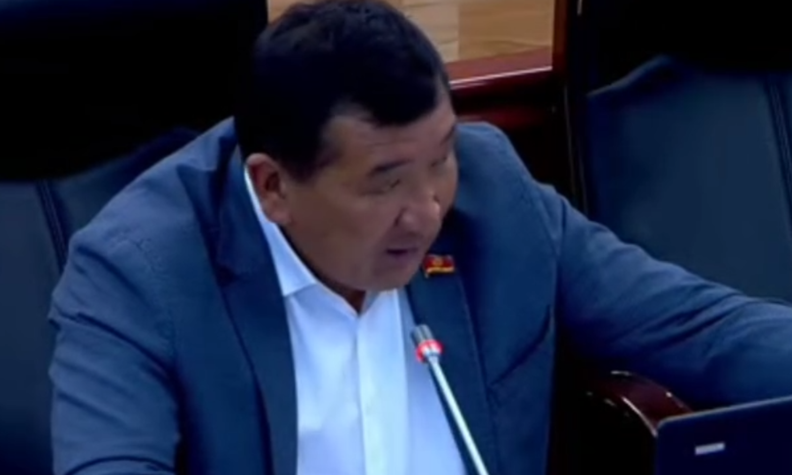 Мураталиев: Кооперативдерге алдангандар кайра акчаларын ала албай калышууда. Чара көрүлүш керек