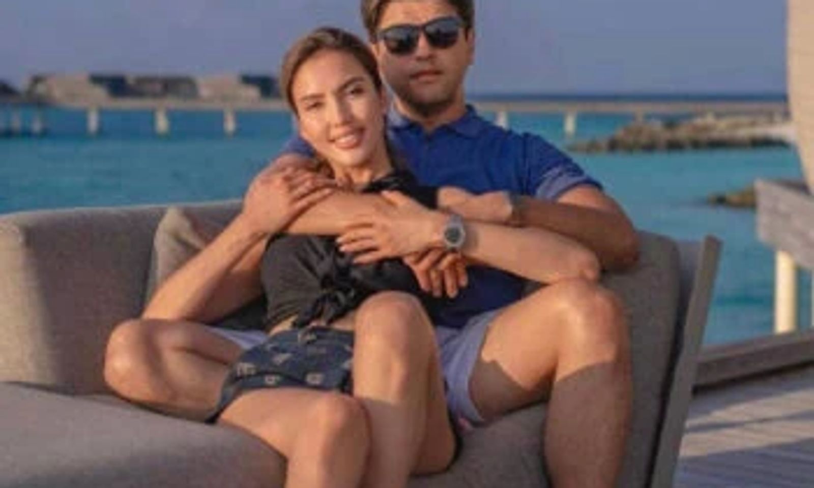 Казакстанда аялын өлтүрүүгө шектелген экс-министр эки айга камалды