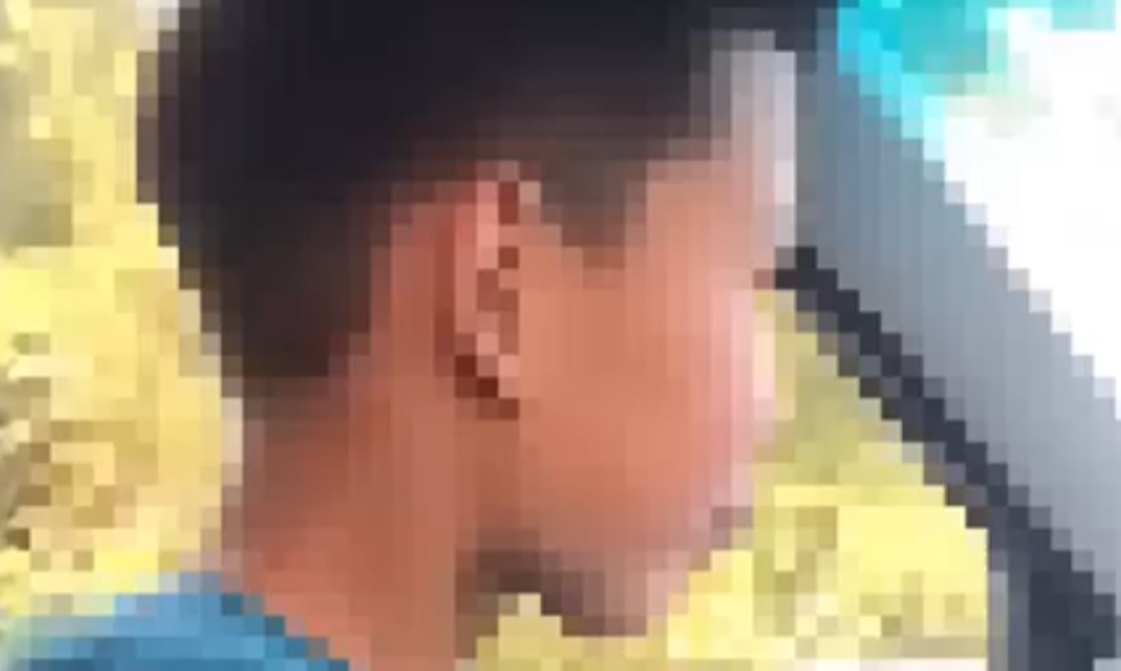 Сөгүнүп, унаа башкарып кетип бара жаткан окуучулардын видеосу тарады