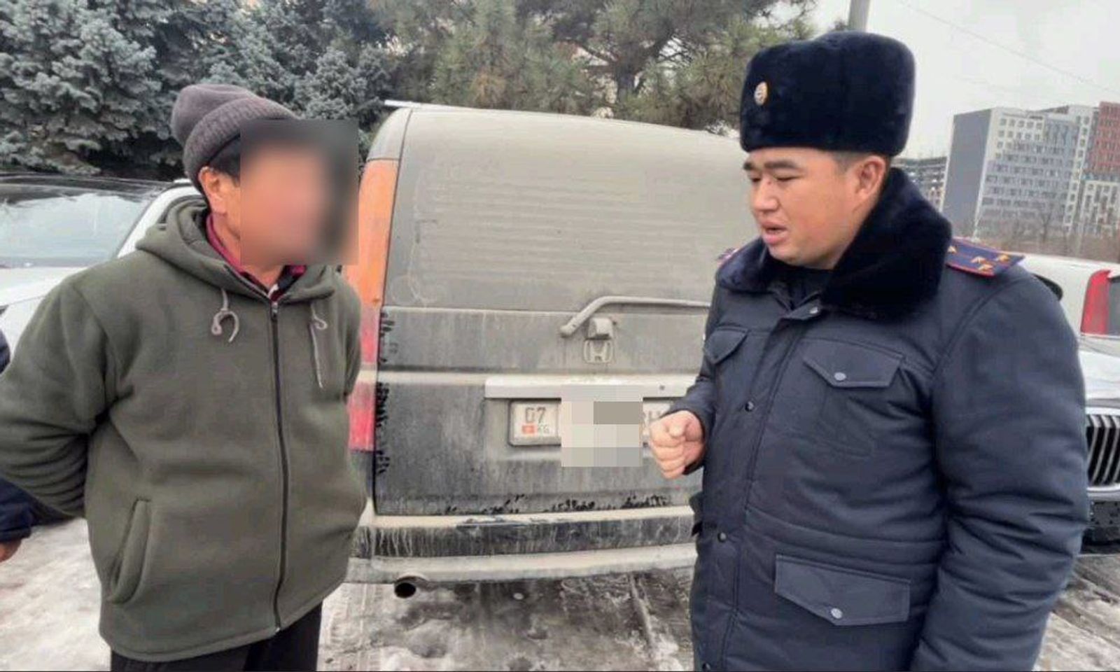 Жүргүнчүнү айылына жеткирбей койгон таксист жазаланды