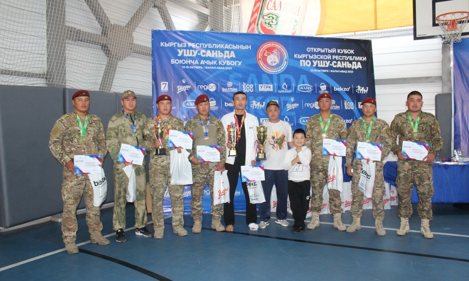 Ушу-Саньда боюнча ачык кубогунда ИИМдин Ички аскерлеринин аскер кызматкерлери алдыңкы орундарга ээ болушту