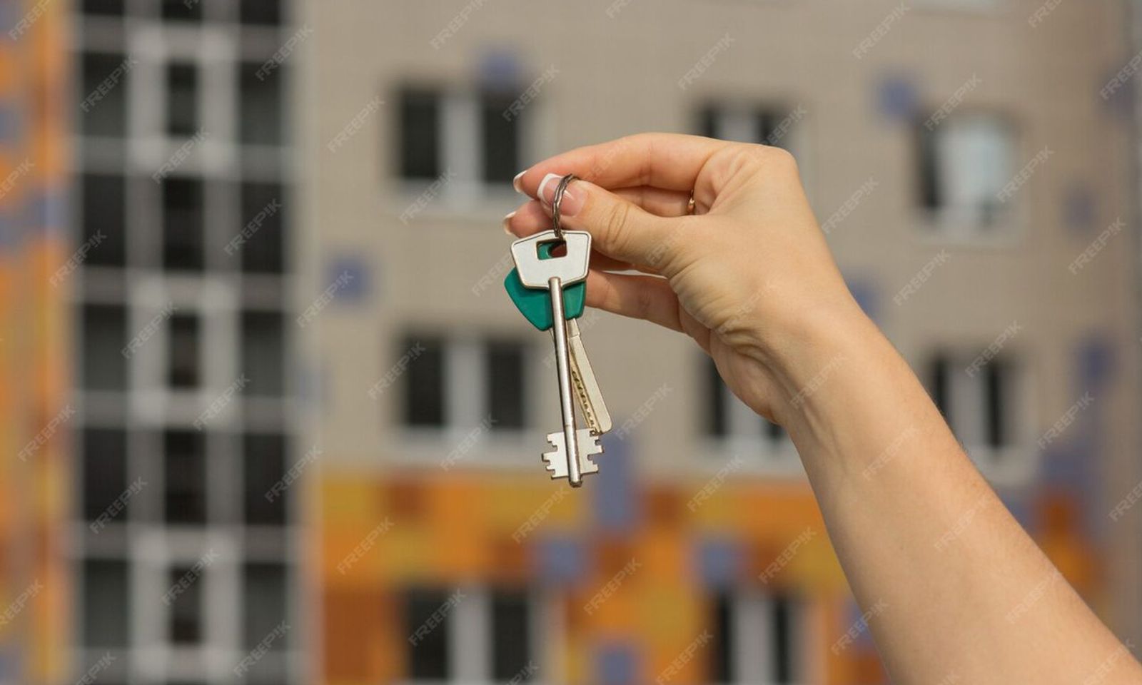 “Ижара акы абдан жогору”. Депутат Өмүрзаков батир маселесин көтөрдү