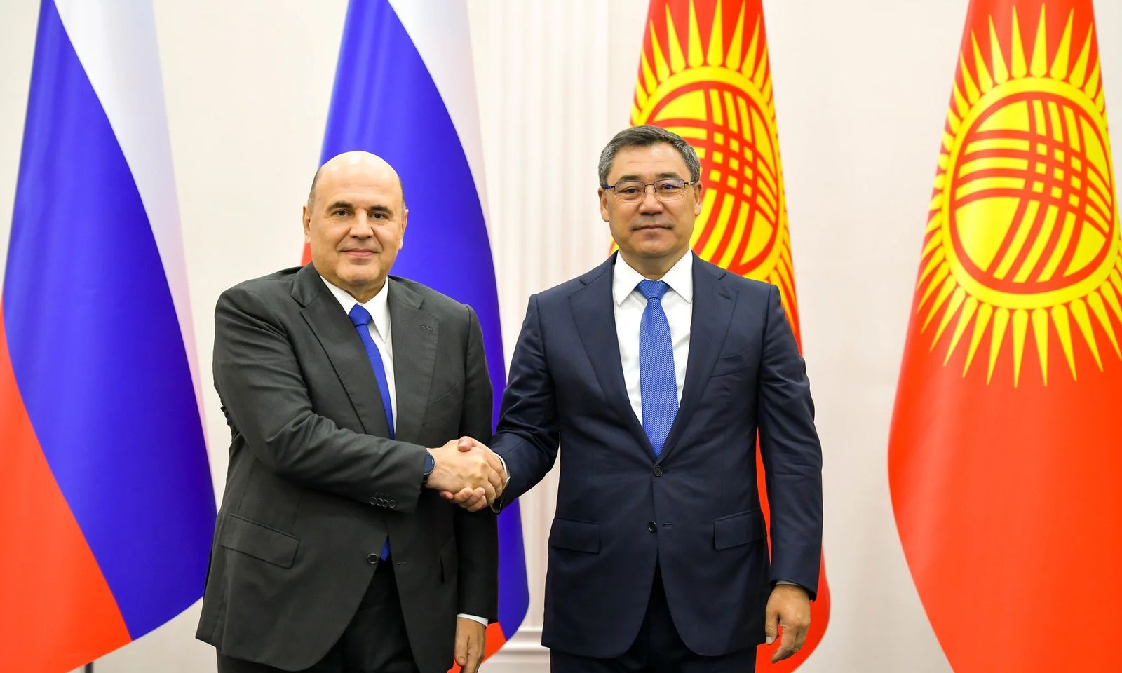 Президент Садыр Жапаров Орусиянын премьер министри Михаил Мишустинди кабыл алды
