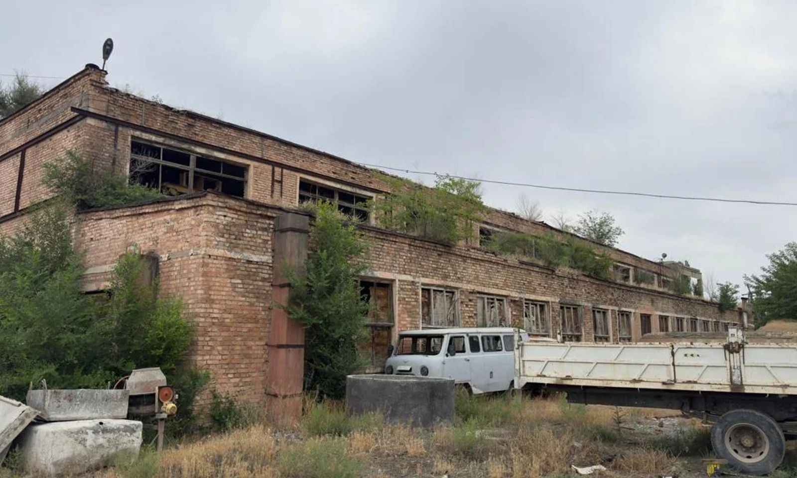 Баткенде 2,2 гектар аянттагы мүлктүк комплекс мамлекеттин менчигине өткөрүлдү