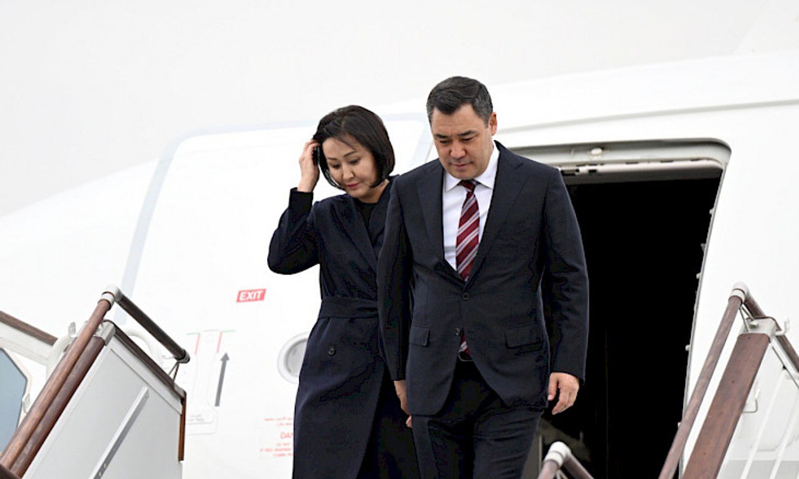 Президент Садыр Жапаров иш сапары менен Ташкентке келди