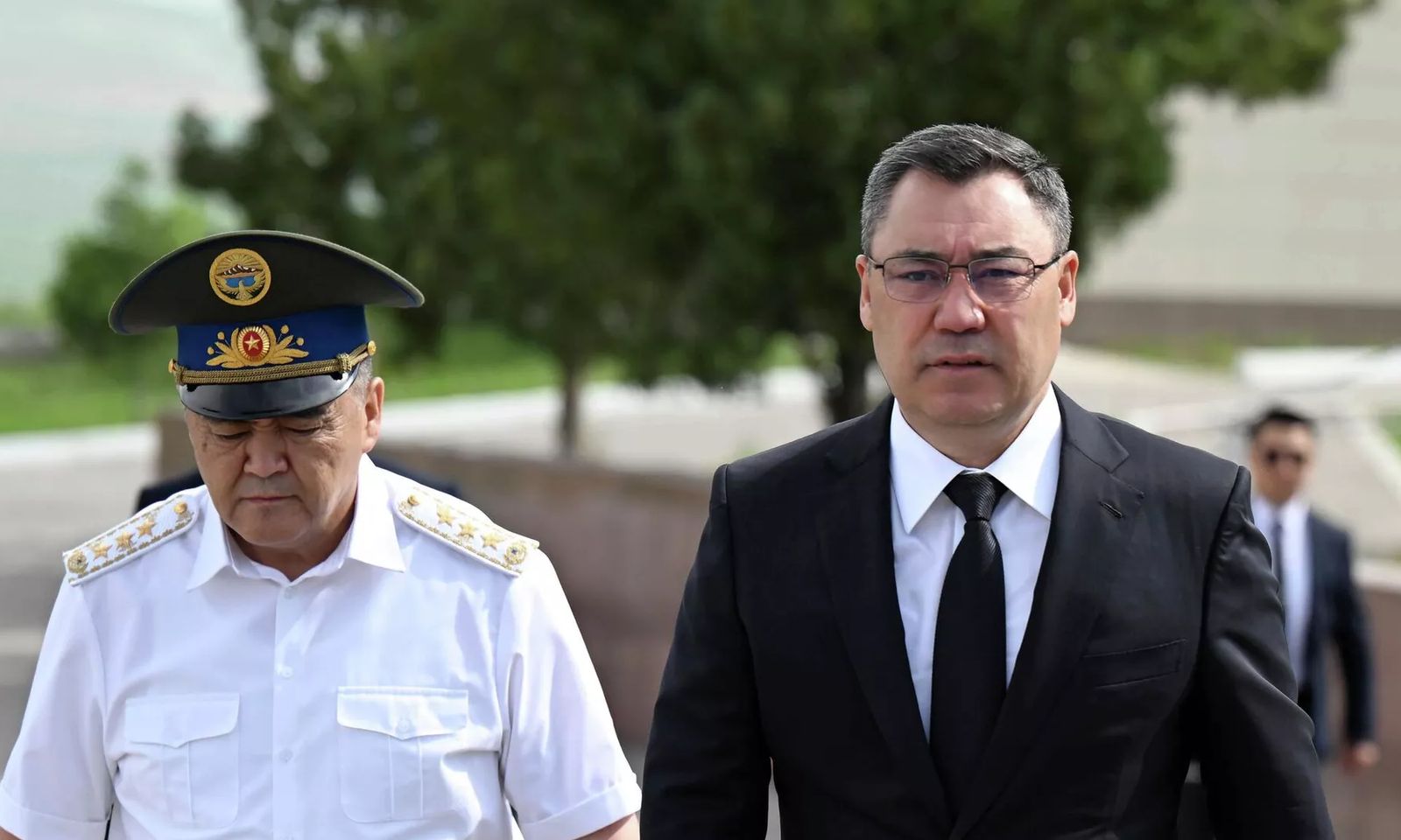 Президен Ташиев жана ИИМ башчысы Ниязбековго нааразычылыгын билдирген