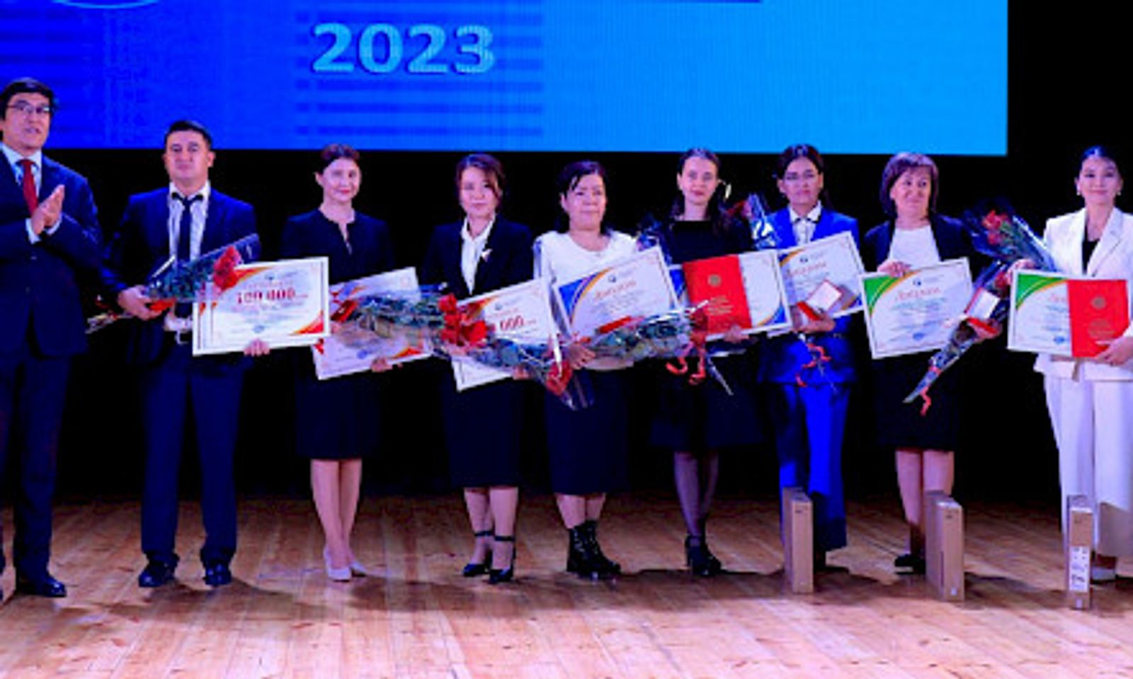 Кыргызстанда «Жылдын мыкты мугалими» сынагы жыйынтыкталды